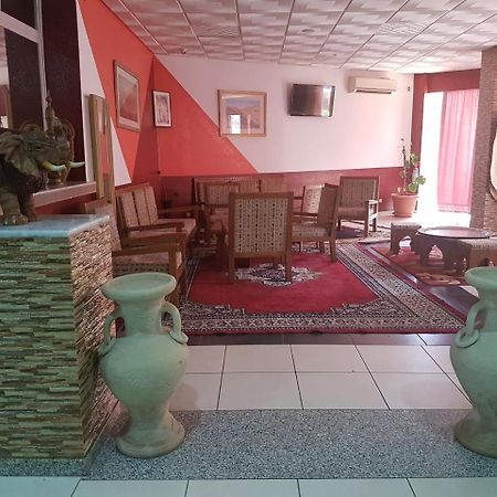 Charm El Cheikh Hotel Oran Buitenkant foto