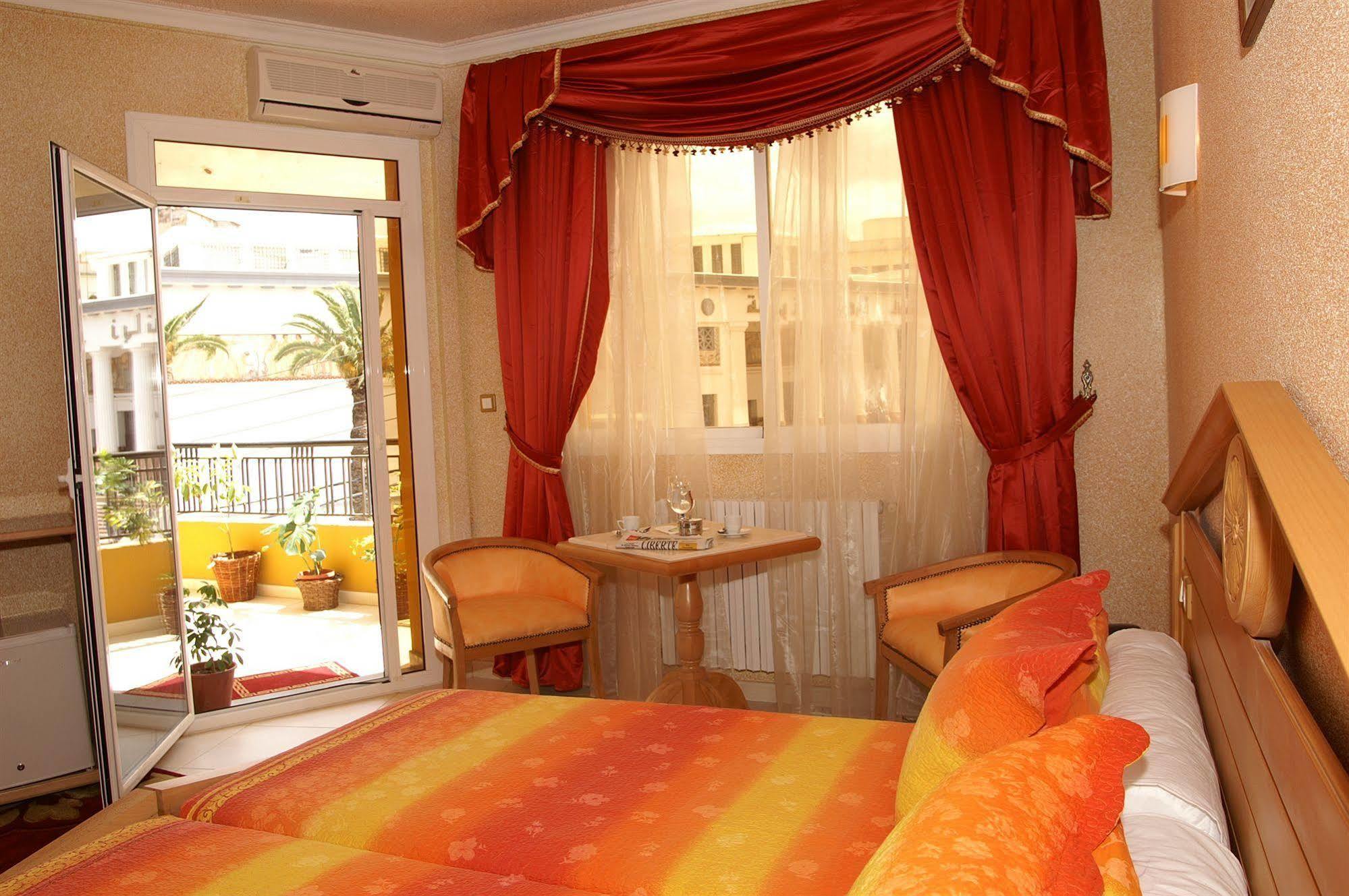 Charm El Cheikh Hotel Oran Buitenkant foto