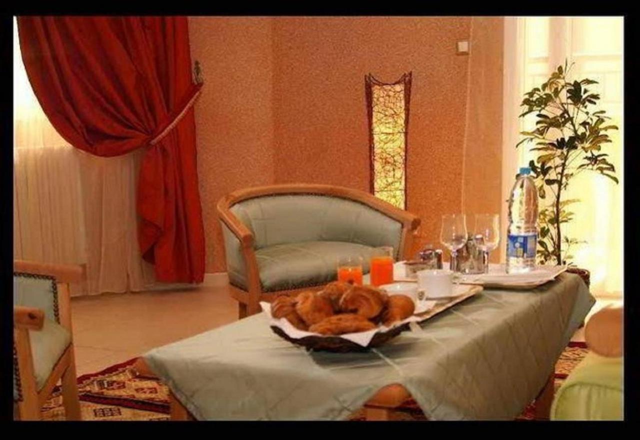 Charm El Cheikh Hotel Oran Buitenkant foto